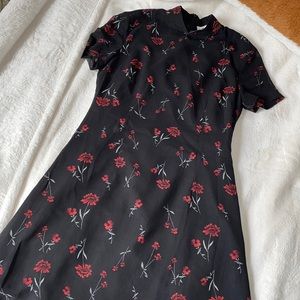 Selling cute summer dress! Good condition